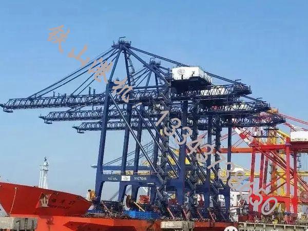湖南衡陽岸橋廠家岸橋工作起來效率高，節(jié)省空間